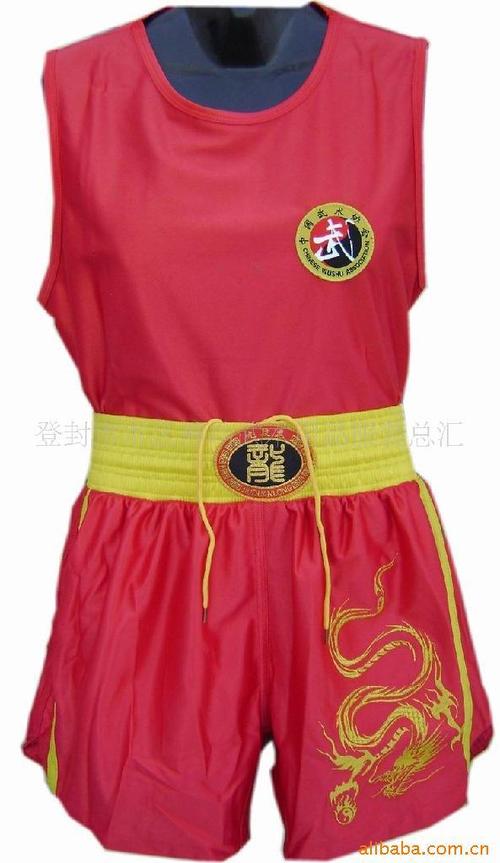 龙竞技场 专业散打服装如何兼具实战功能与文化气韵